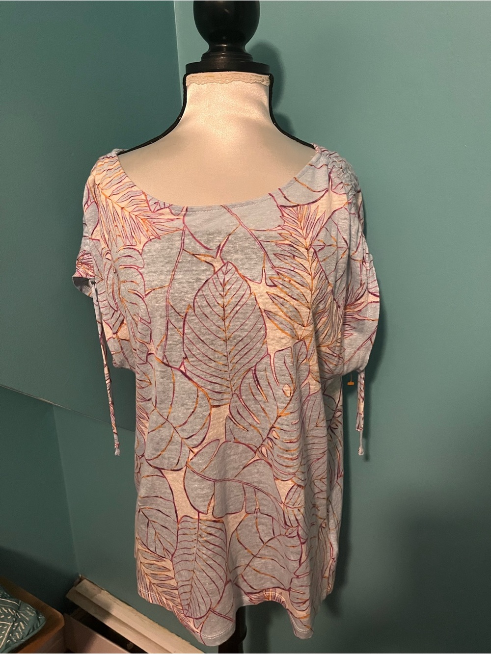 Cynthia Rowley 100% LinenLight Blue Top
with Pink and Orange  Leaf Print